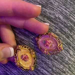 Pearlescent rose earrings